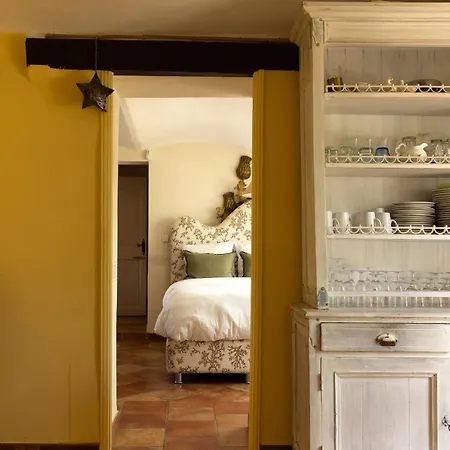 Provencal House 15 Minutes From Saint-tropez *
