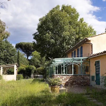 Provencal House 15 Minutes From Saint-tropez *