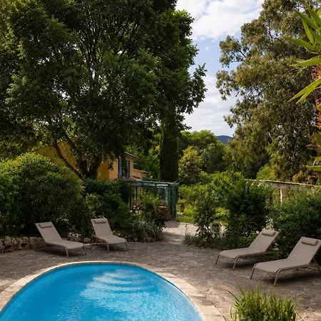 Provencal House 15 Minutes From Saint-tropez